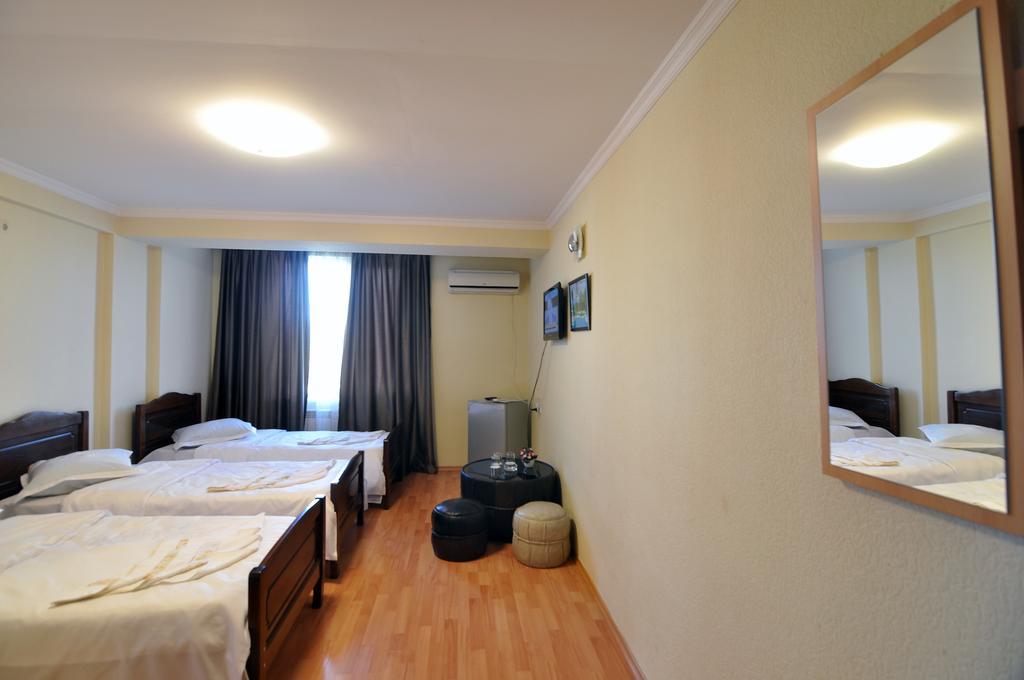 Sun Rise Hotel Tbilisi Room photo